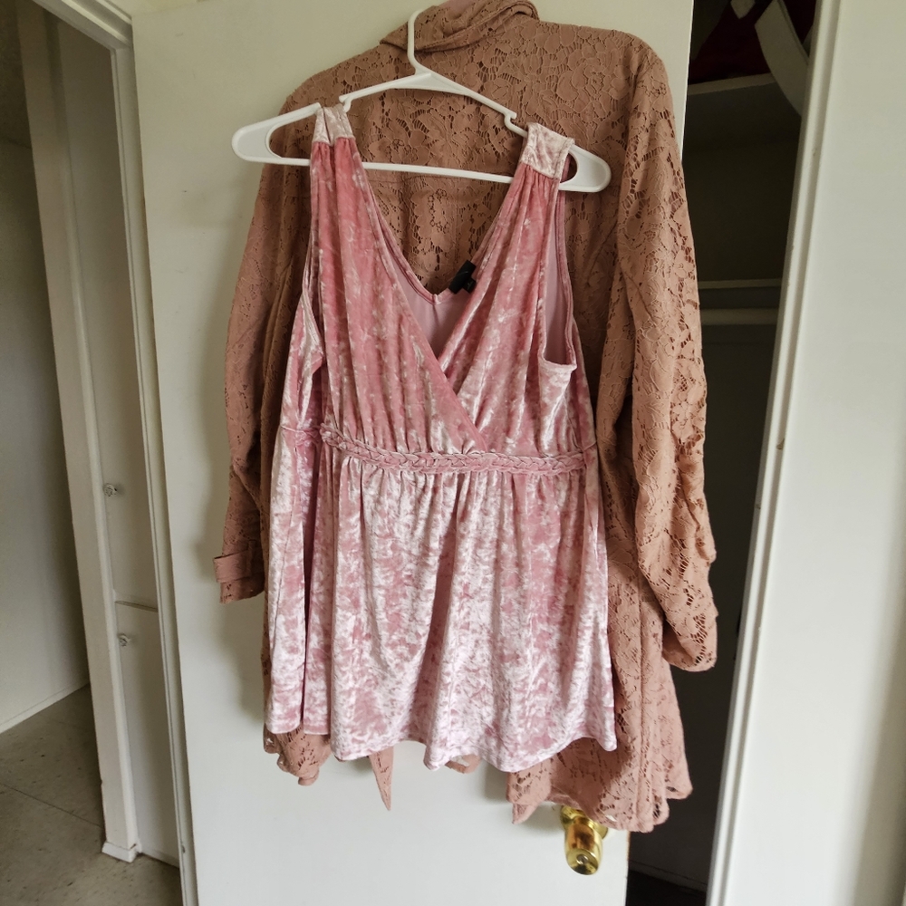 Soft pink, crushed velvet baby doll